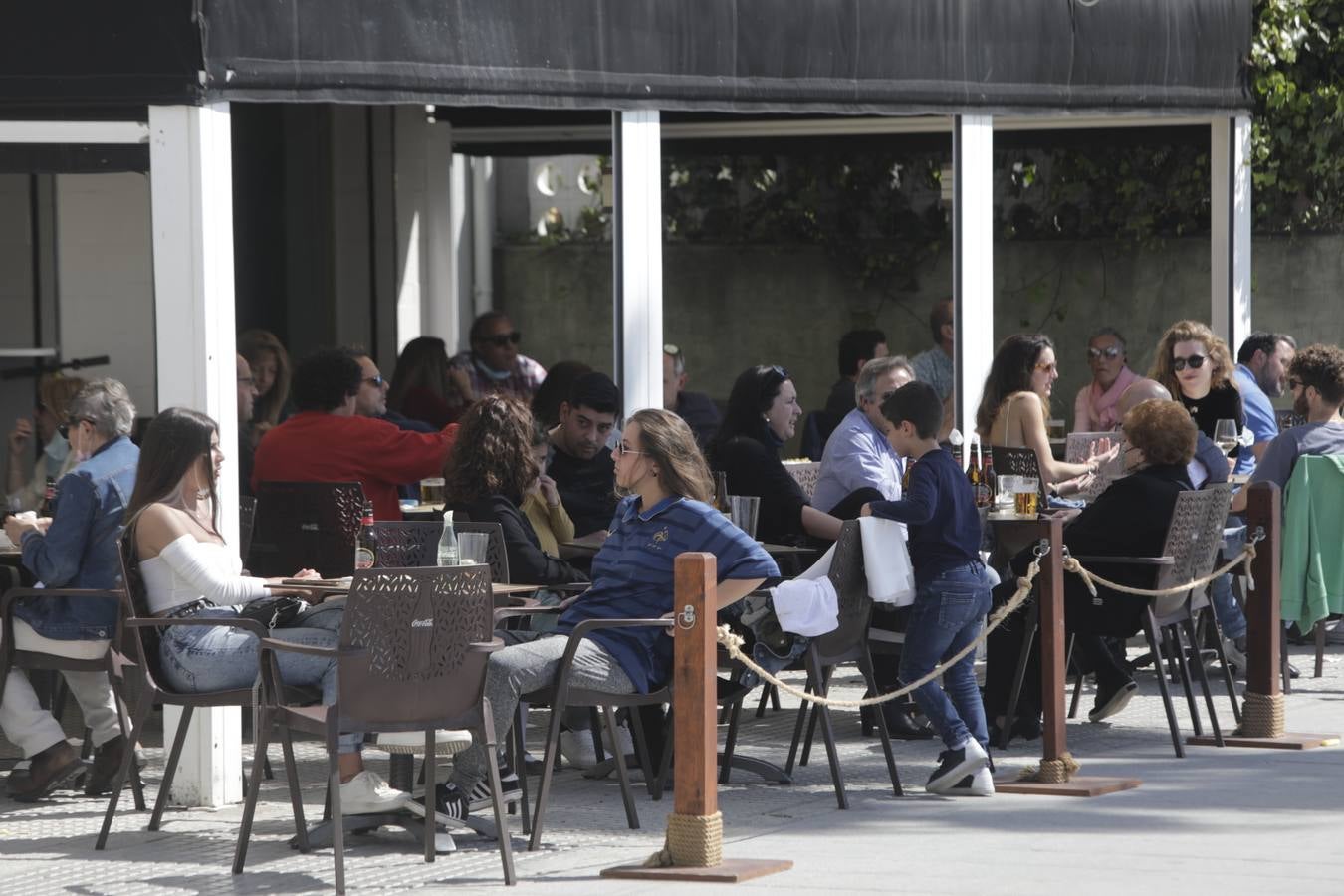 Fotos: ambiente en Cádiz en este primer sábado en el que la provincia está en nivel 2