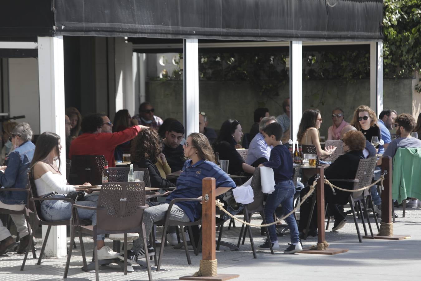 Fotos: ambiente en Cádiz en este primer sábado en el que la provincia está en nivel 2