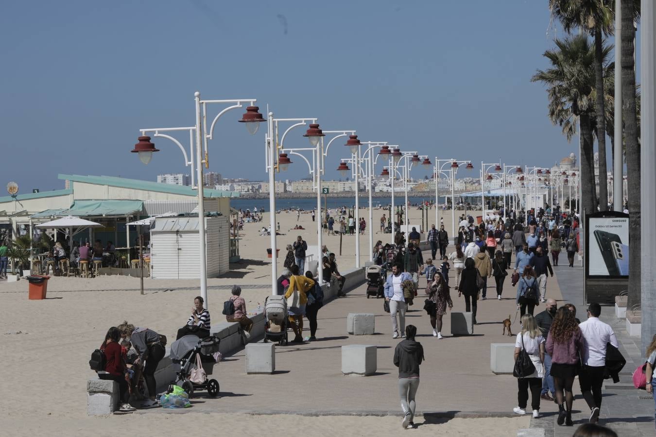 Fotos: ambiente en Cádiz en este primer sábado en el que la provincia está en nivel 2