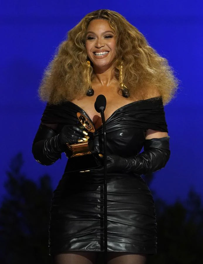 Los looks más emblemáticos de Beyoncé en la historia de los Grammy