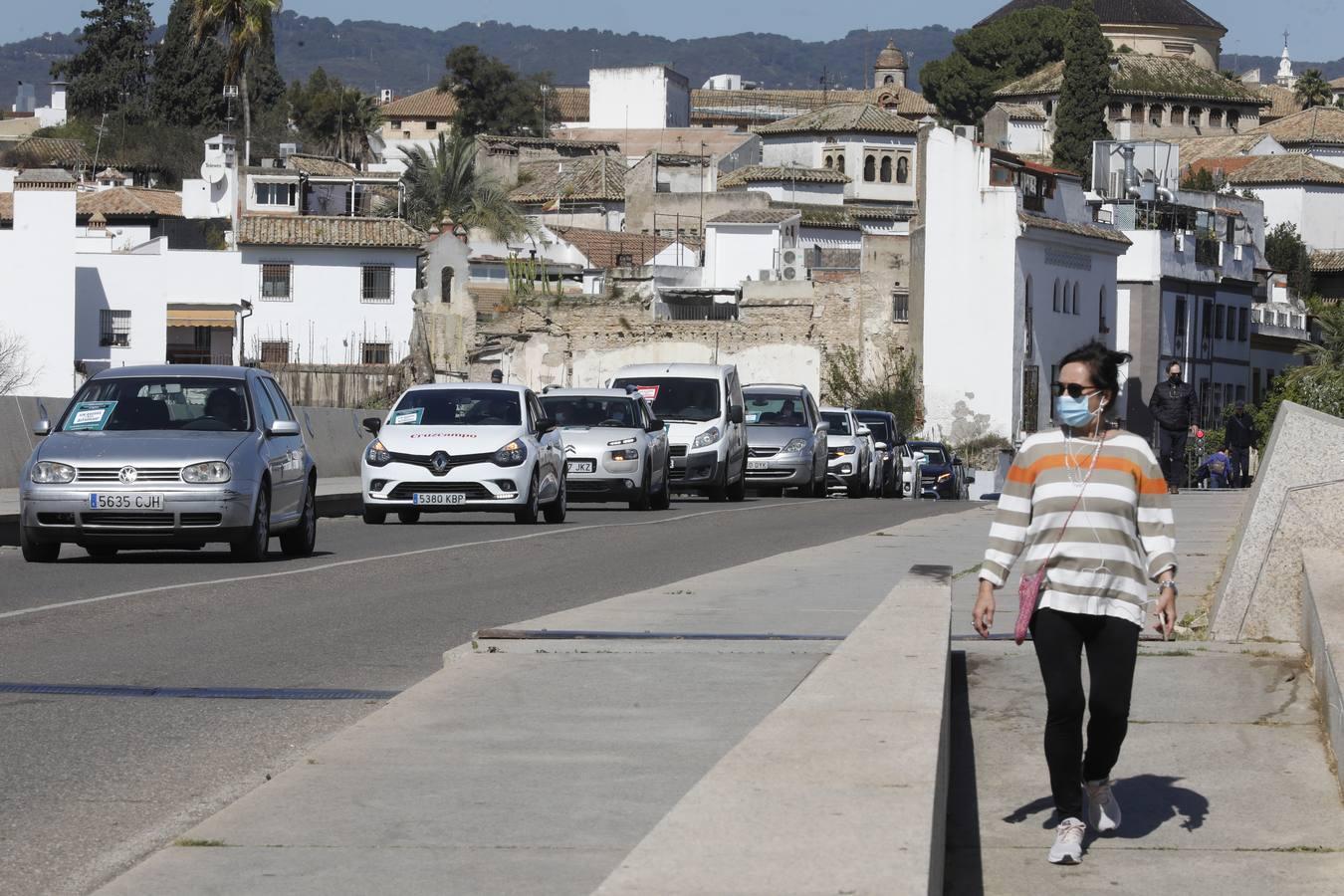 La protesta de los hosteleros de Córdoba, en imágenes