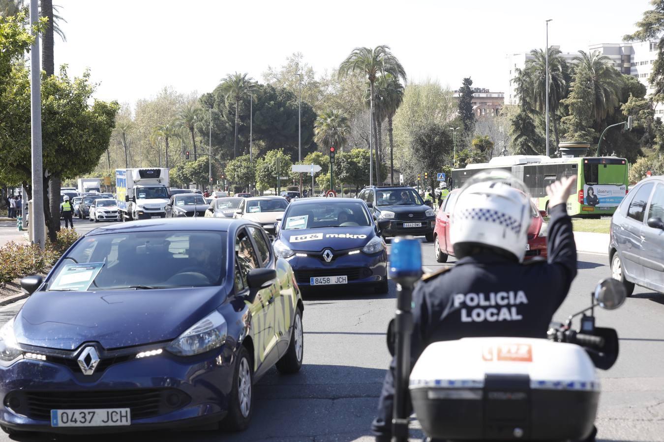 La protesta de los hosteleros de Córdoba, en imágenes