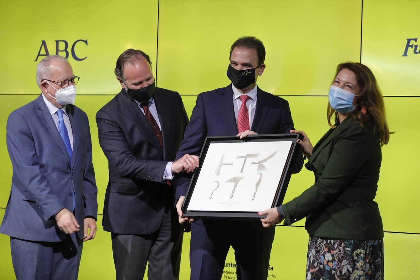 José Luis de Prado recibe el Premio Simón de Rojas Clemente