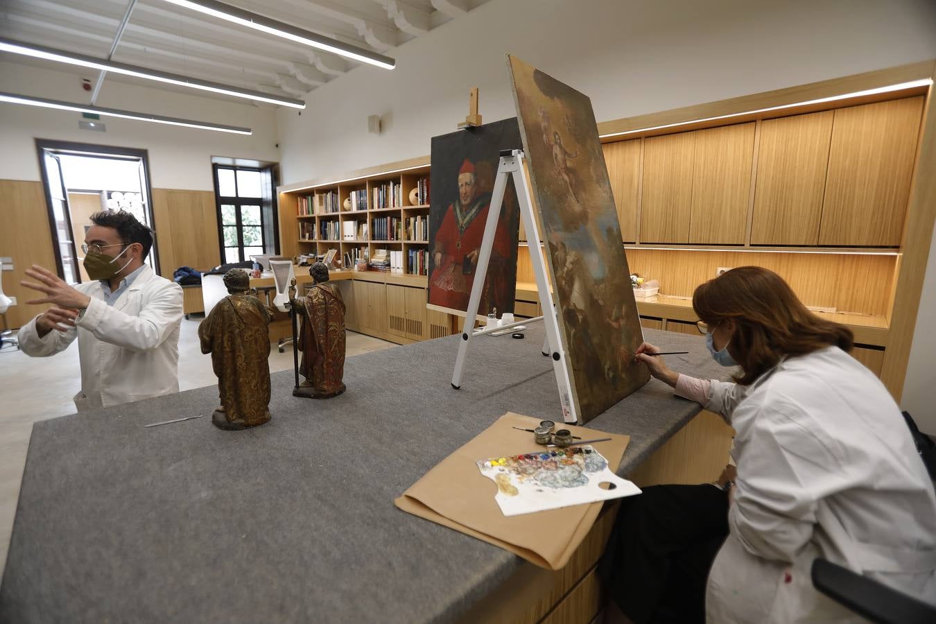 Fotogalería: Restauración de las esculturas y retablos de Santa Clara (I)