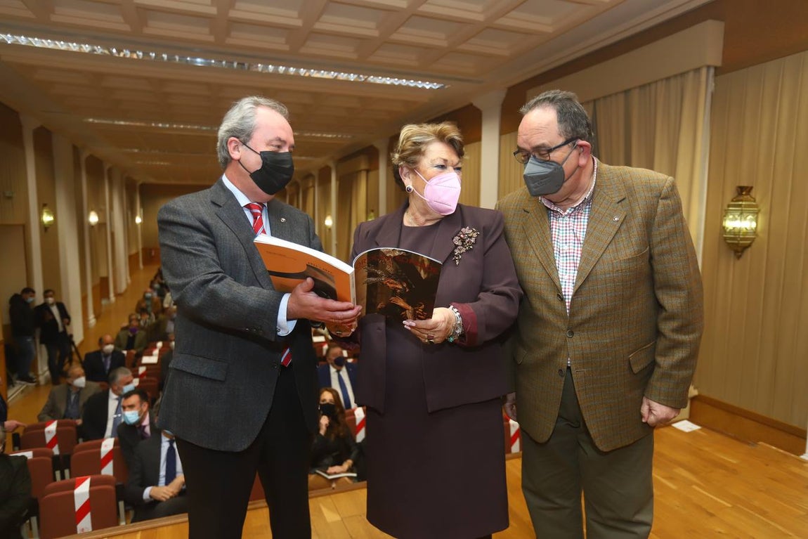 La presentación de la revista &#039;Córdoba Cofrade&#039;, en imágenes