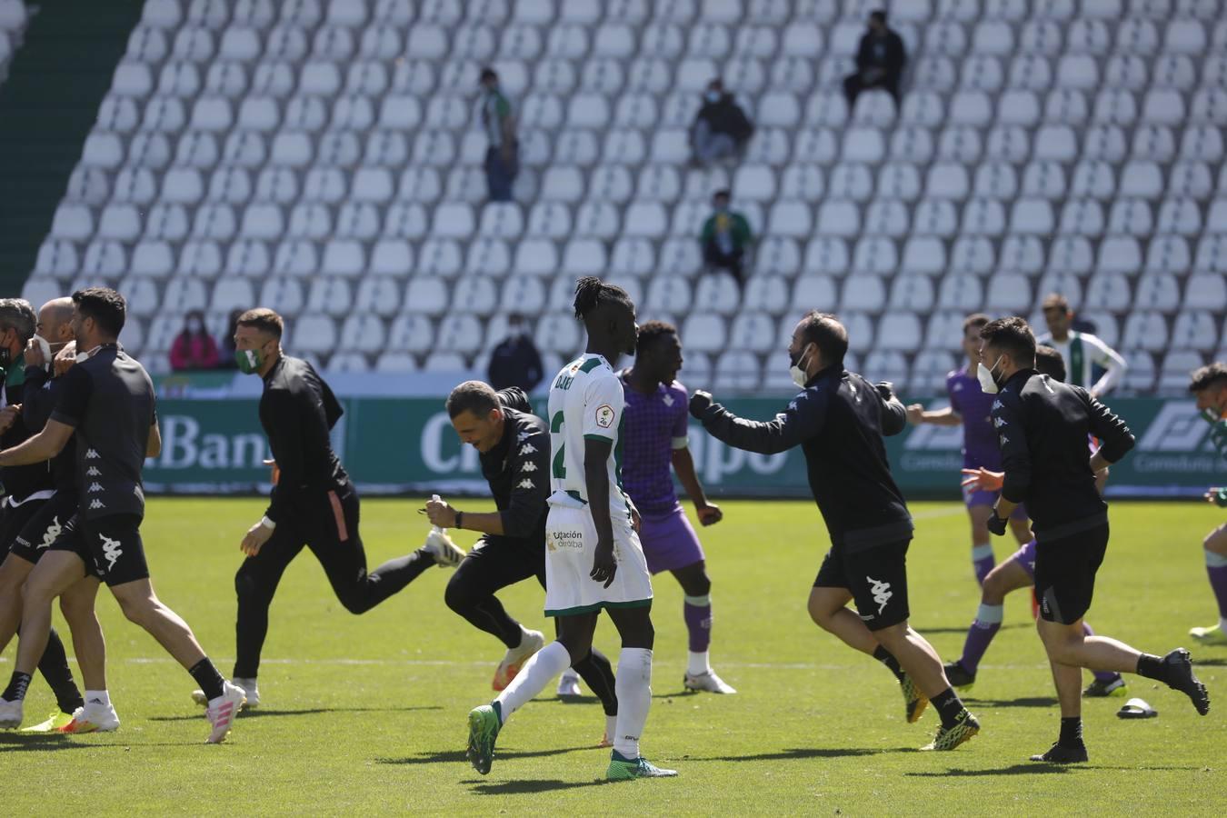 El Córdoba CF consuma el fracaso (1-2) con una derrota en la prolongación ante el Betis Deportivo