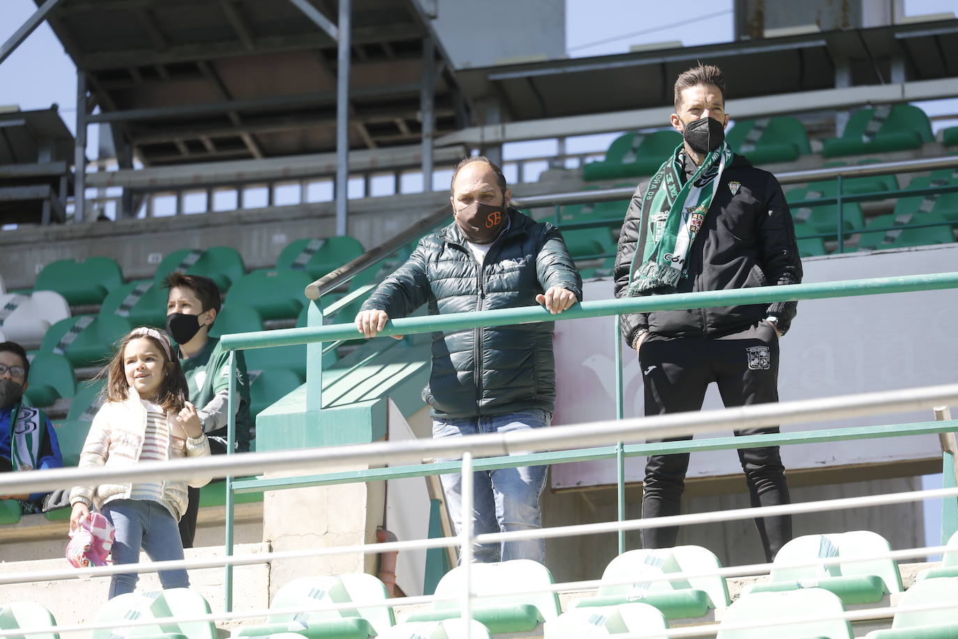 Las mejores imágenes del ambiente en el Córdoba CF - Betis Deportivo