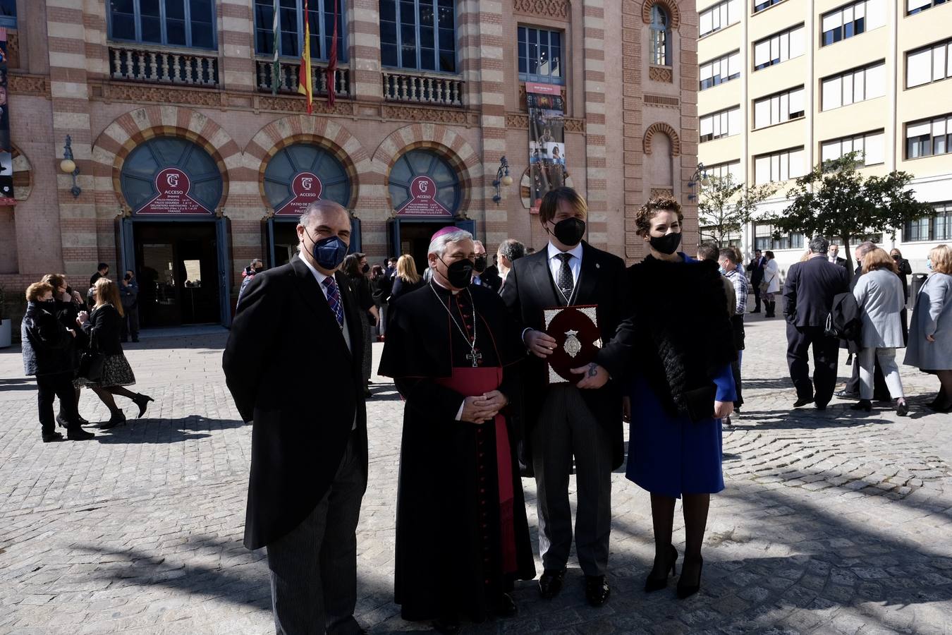 FOTOS: El pregonero Iván Roa abre las puertas de la Semana Santa de Cádiz 2021