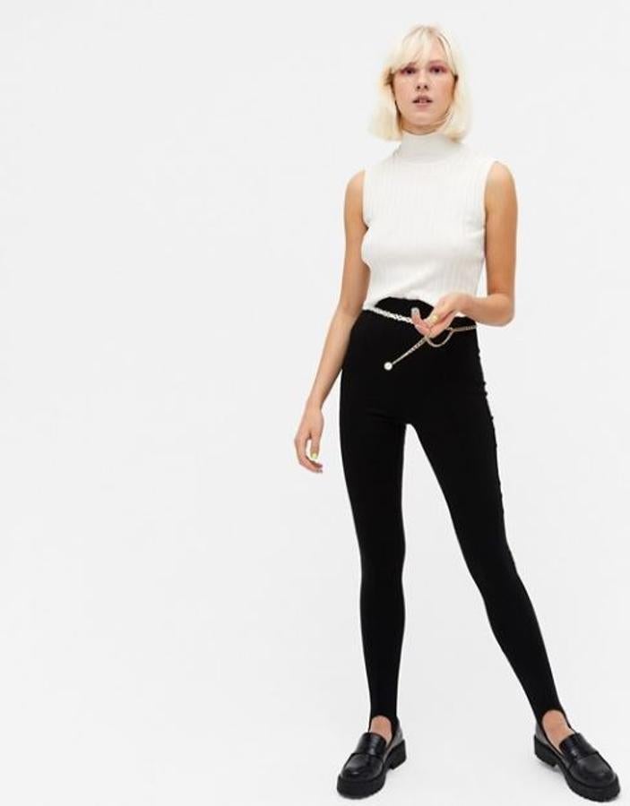 Leggings negros 'fuseau' de Sarah de Monki de venta en Asos (33,99€)