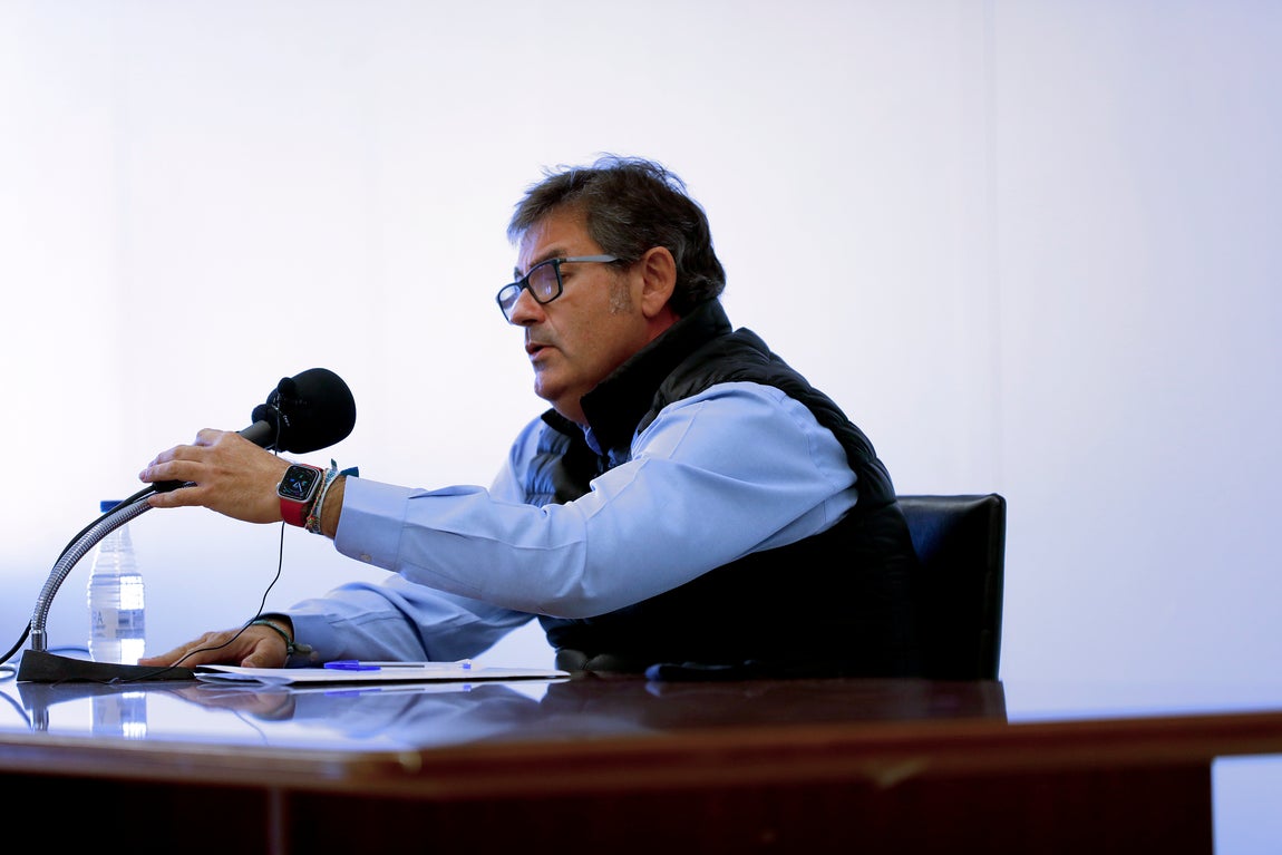 En imágenes, González Calvo explica el fracaso del Córdoba CF