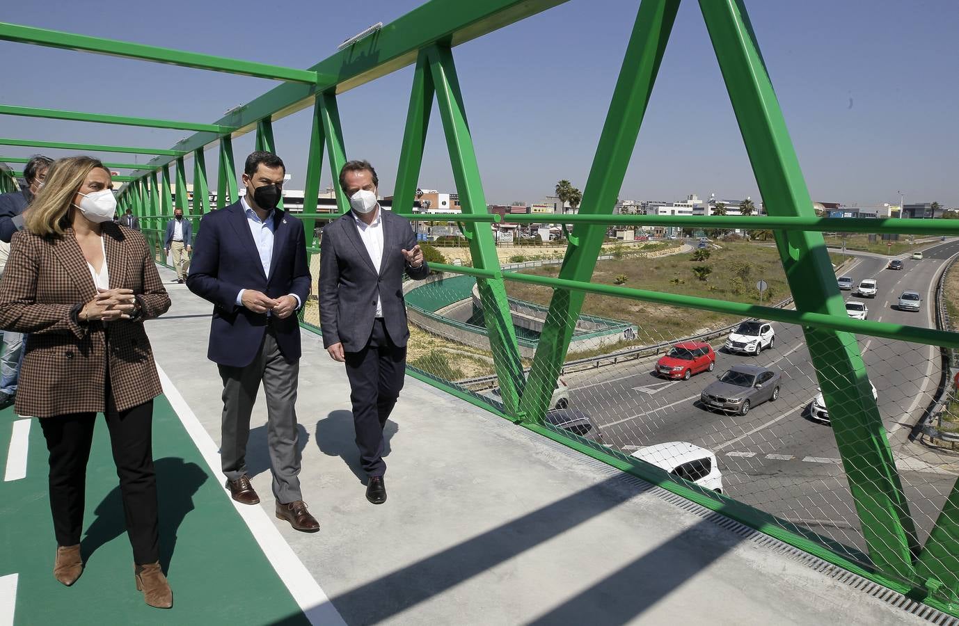 Inauguración de la pasarela ciclopeatonal en Mairena del Aljarafe