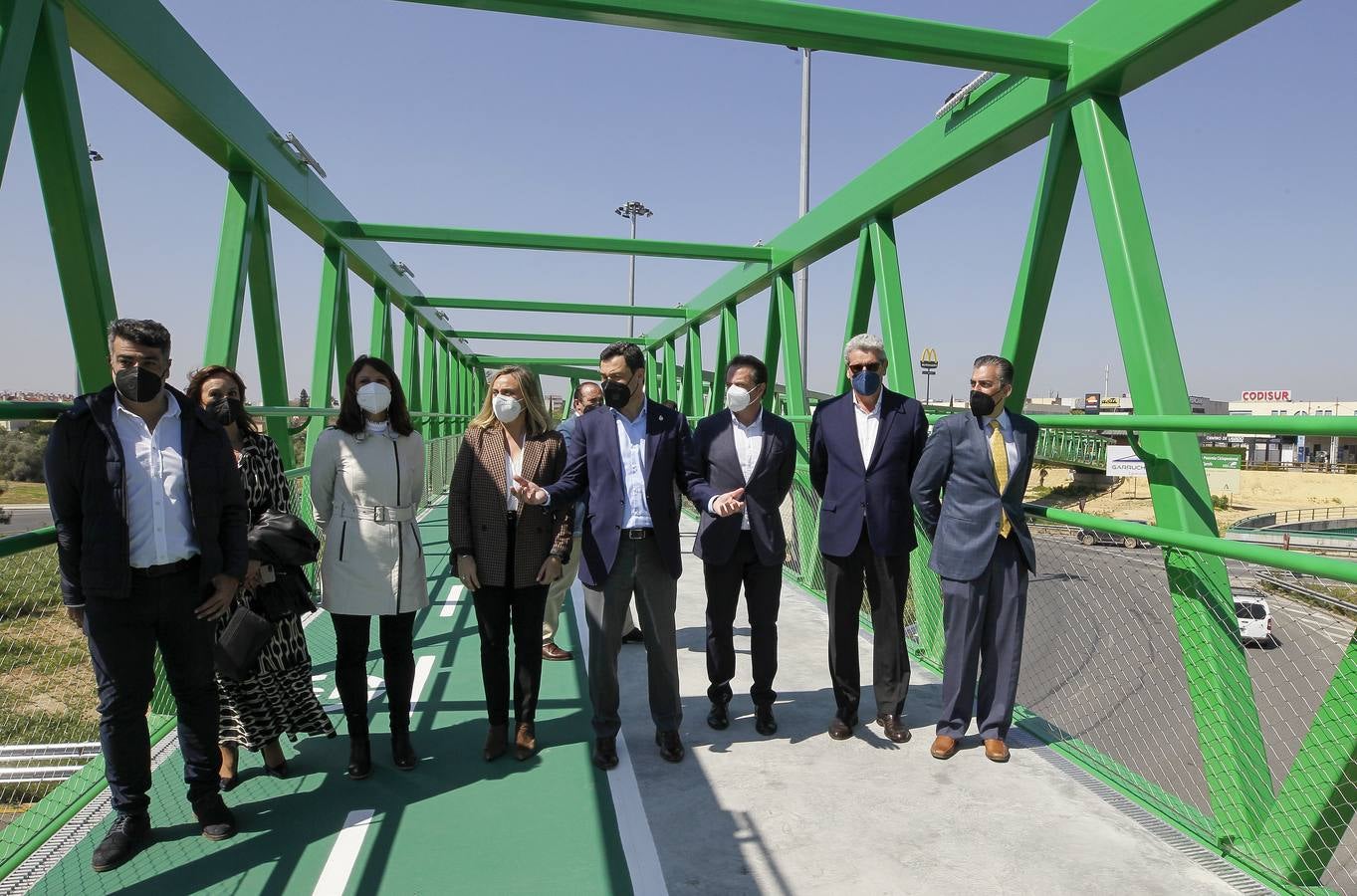 Inauguración de la pasarela ciclopeatonal en Mairena del Aljarafe