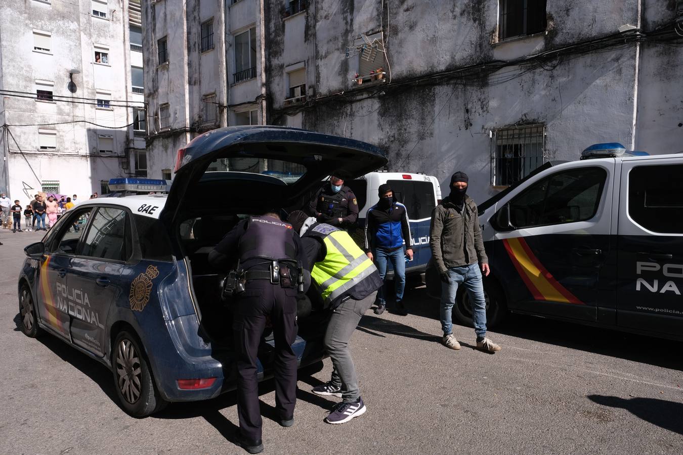 Operación antidroga en Los Milagros