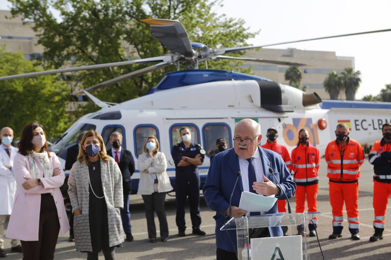 La presentación en Córdoba de los helicópteros del 061, en imágenes