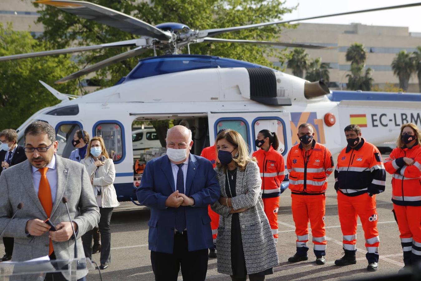 La presentación en Córdoba de los helicópteros del 061, en imágenes