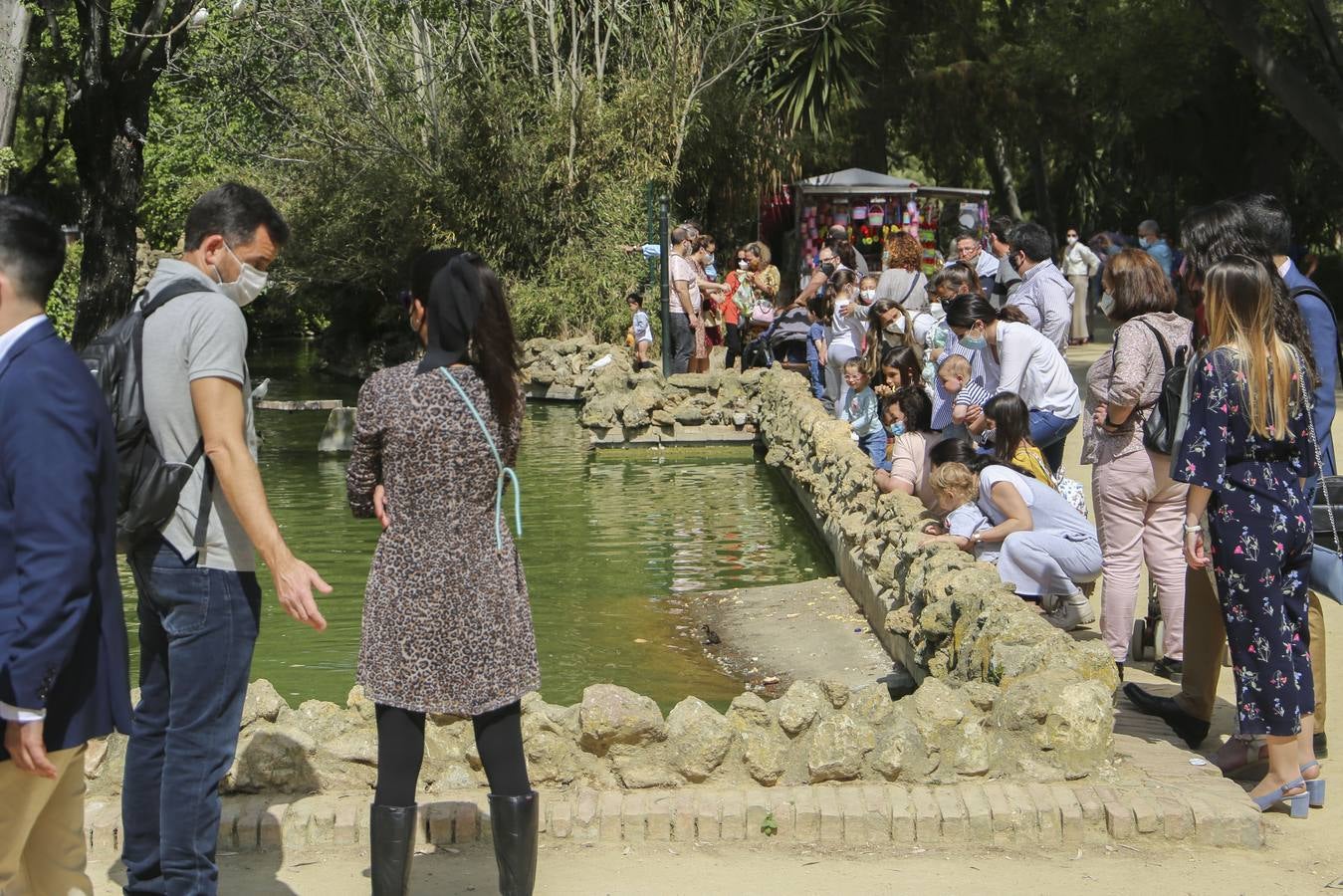 Las imágenes de la Semana Santa 'alternativa' en Sevilla