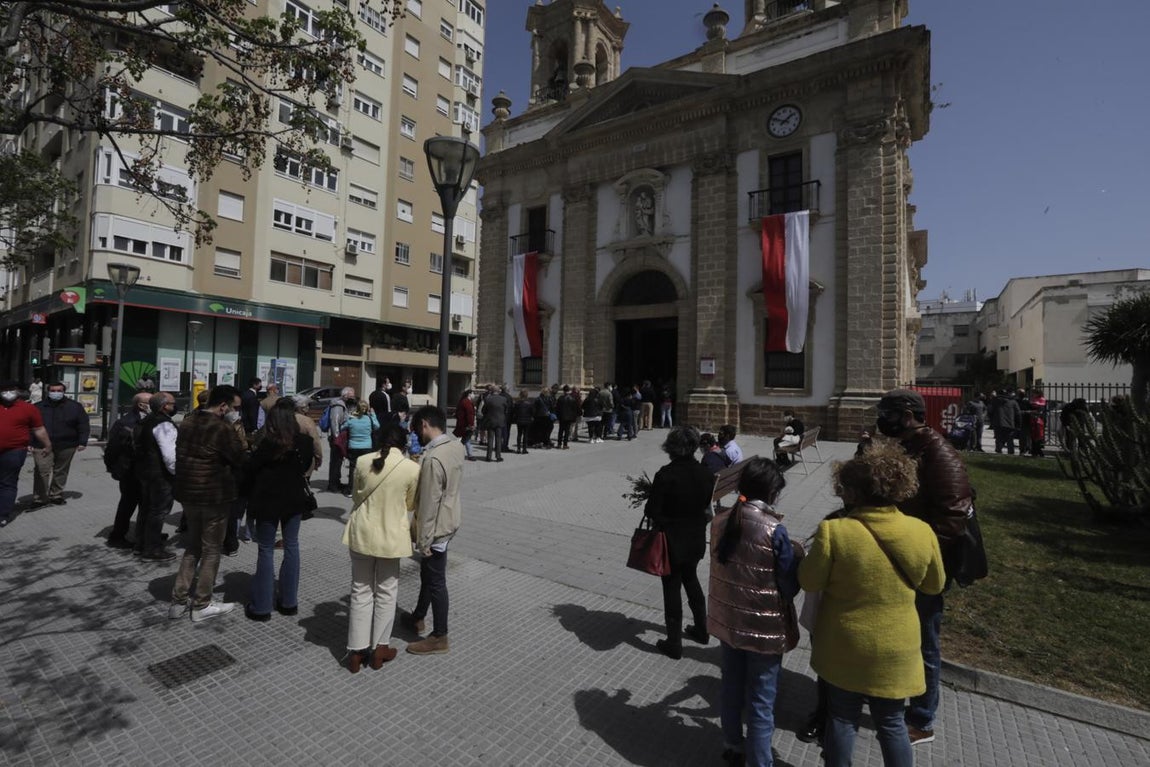 En imágenes: Domingo de Ramos de la Semana Santa 2021 en Cádiz