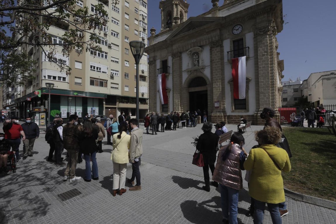 En imágenes: Domingo de Ramos de la Semana Santa 2021 en Cádiz