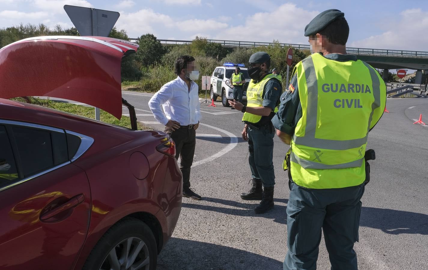 De patrulla con la Usecic de la Guardia Civil de Cádiz