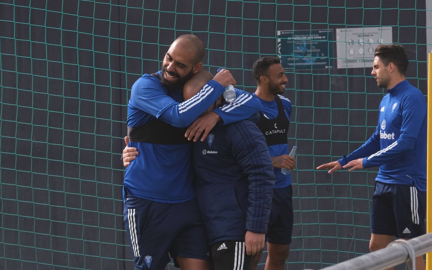 FOTOS: Akapo, la novedad en el entrenamiento del Cádiz CF