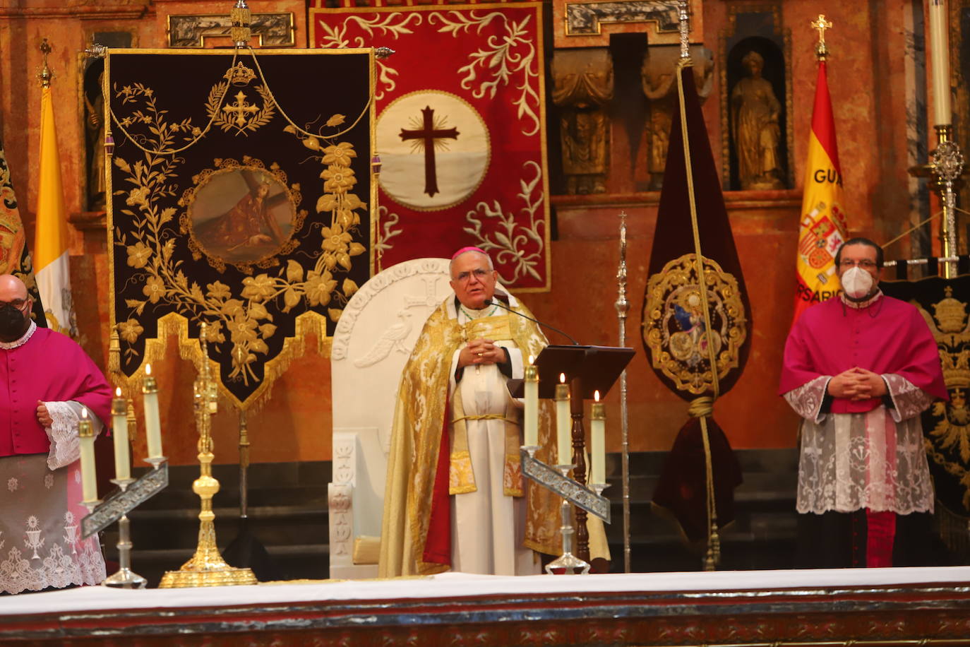 Semana Santa de Córdoba 2021 | Las imágenes del acto conjunto el Jueves Santo en la Catedral