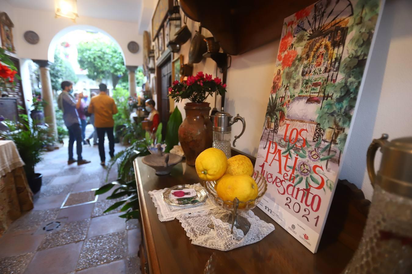 Los Patios de Córdoba del Jueves Santo, en imágenes