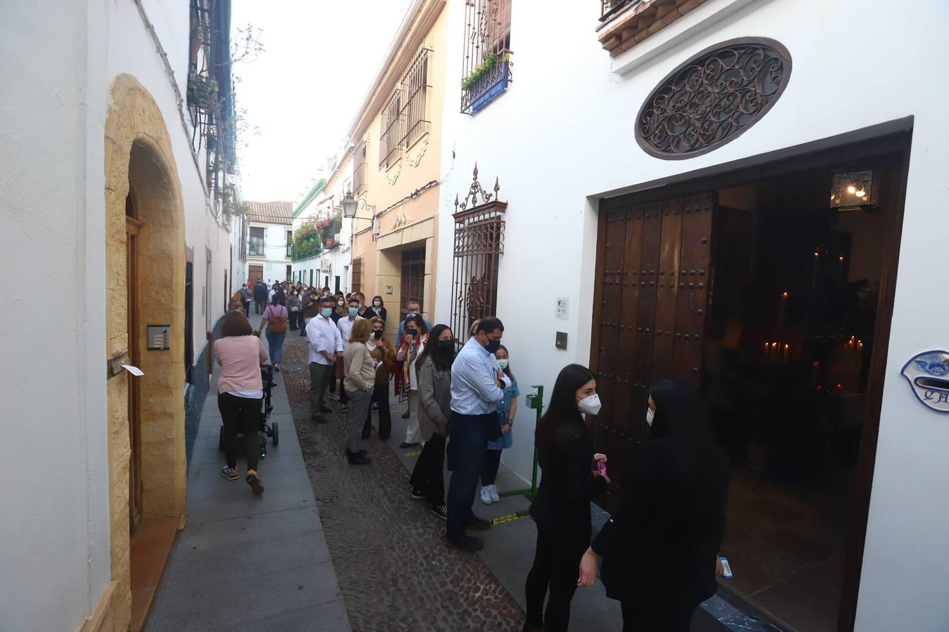 Los Patios de Córdoba del Jueves Santo, en imágenes