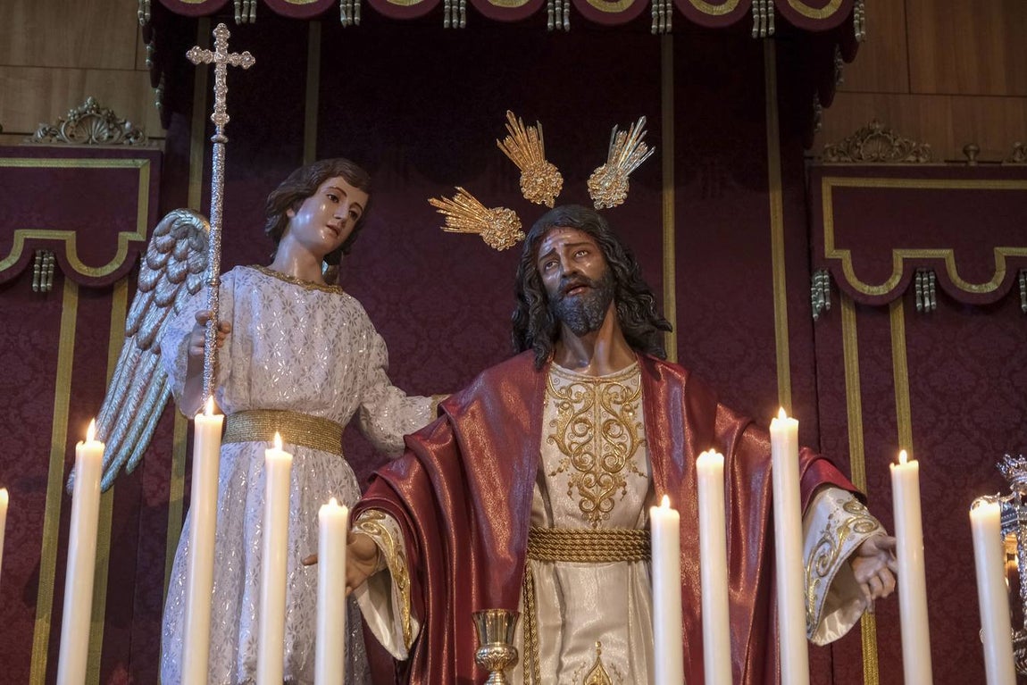 Fotos: las mejores imágenes del Jueves Santo en Cádiz