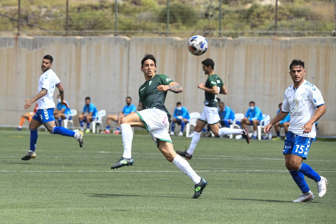 Las mejores imágenes del gol y el penalti en el Tamaraceite - Córdoba CF
