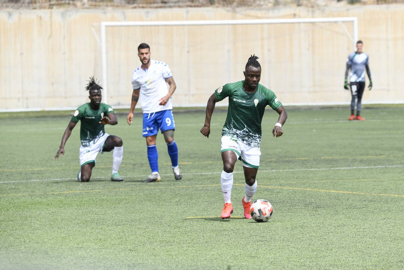 Las mejores imágenes del gol y el penalti en el Tamaraceite - Córdoba CF