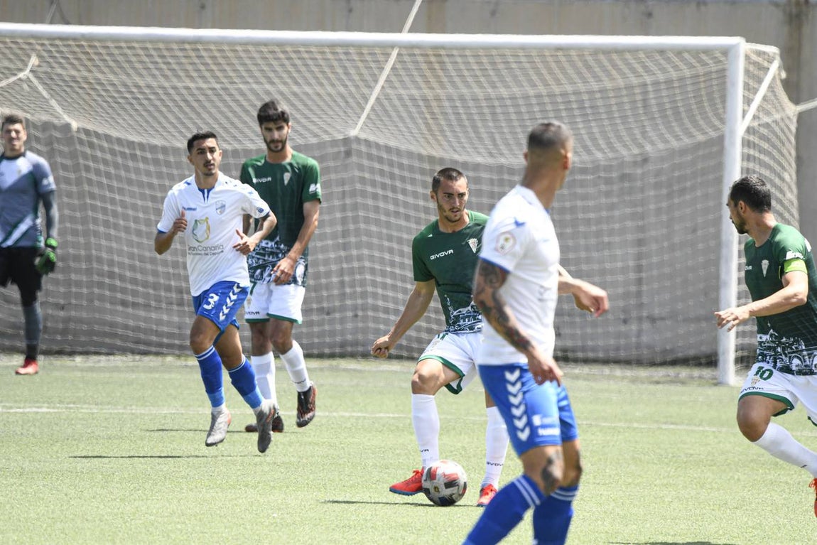 Las mejores imágenes del gol y el penalti en el Tamaraceite - Córdoba CF