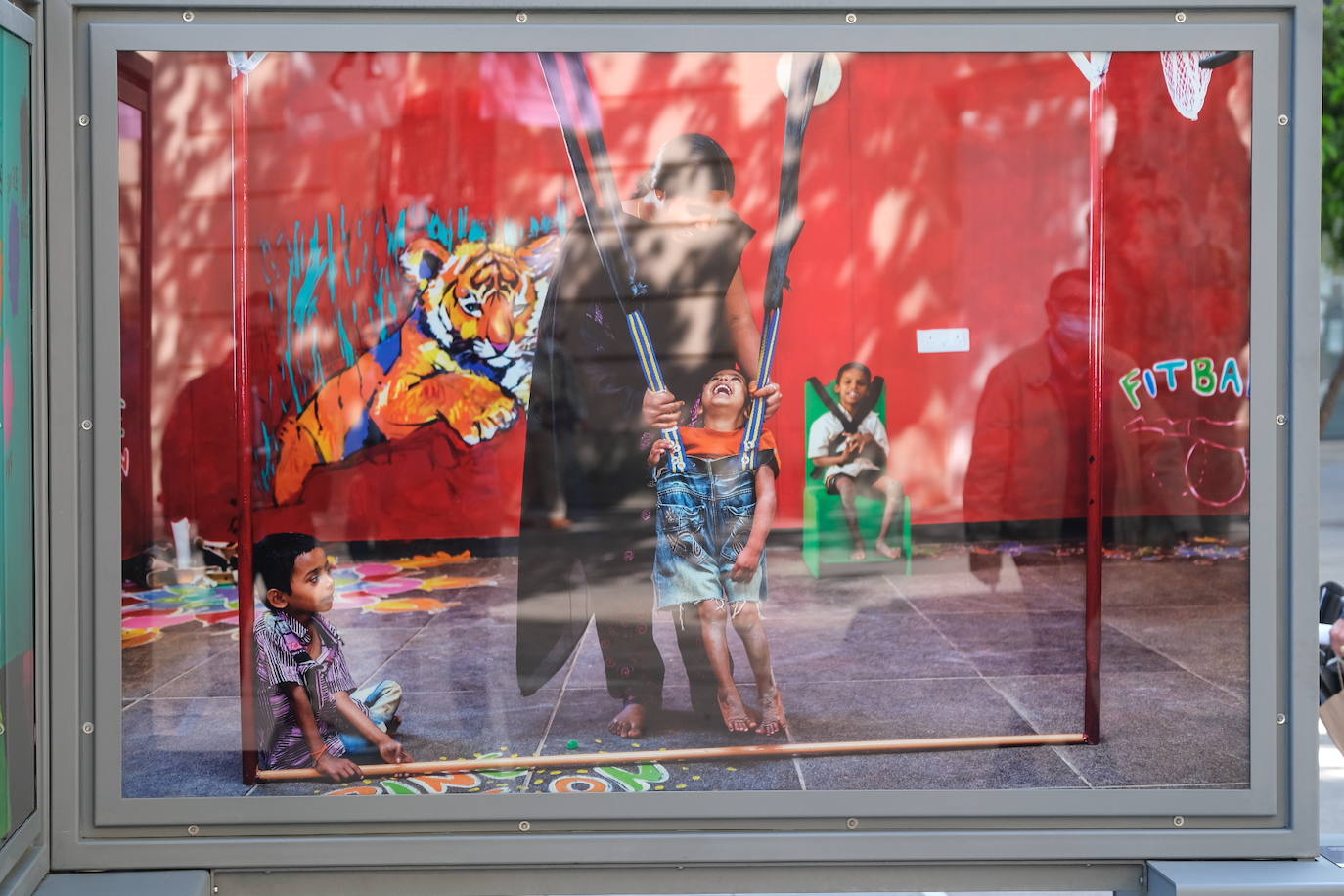 La exposición de Cristina García Rodero, en el bulevar Gran Capitán de Córdoba