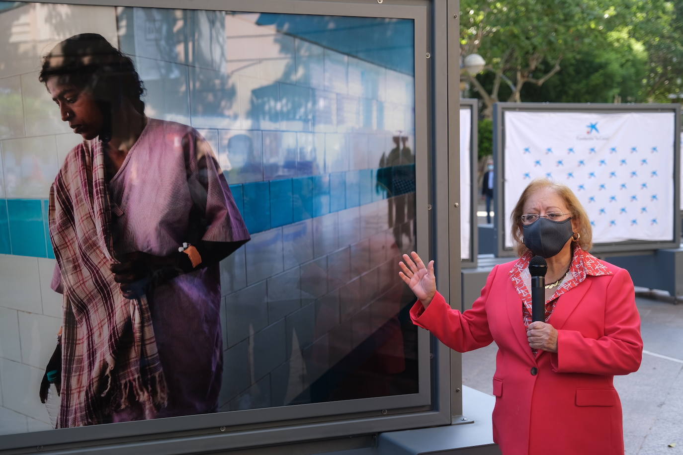 La exposición de Cristina García Rodero, en el bulevar Gran Capitán de Córdoba