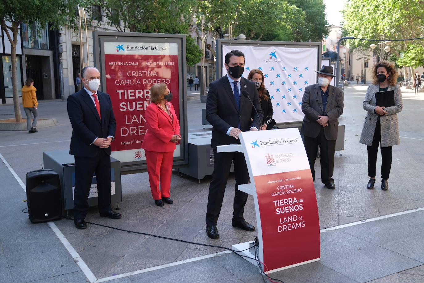 La exposición de Cristina García Rodero, en el bulevar Gran Capitán de Córdoba