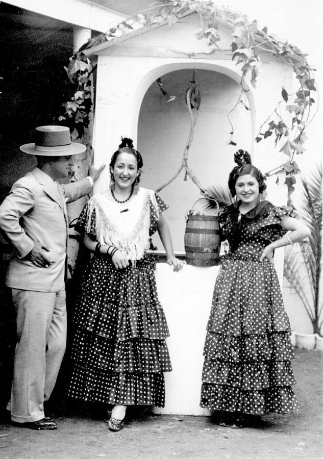 El pozo de los milagros del Cortijo de los Pepinales de la peña bética a la que han concecido el tercer premio en la Feria de Abril de Sevilla de 1935