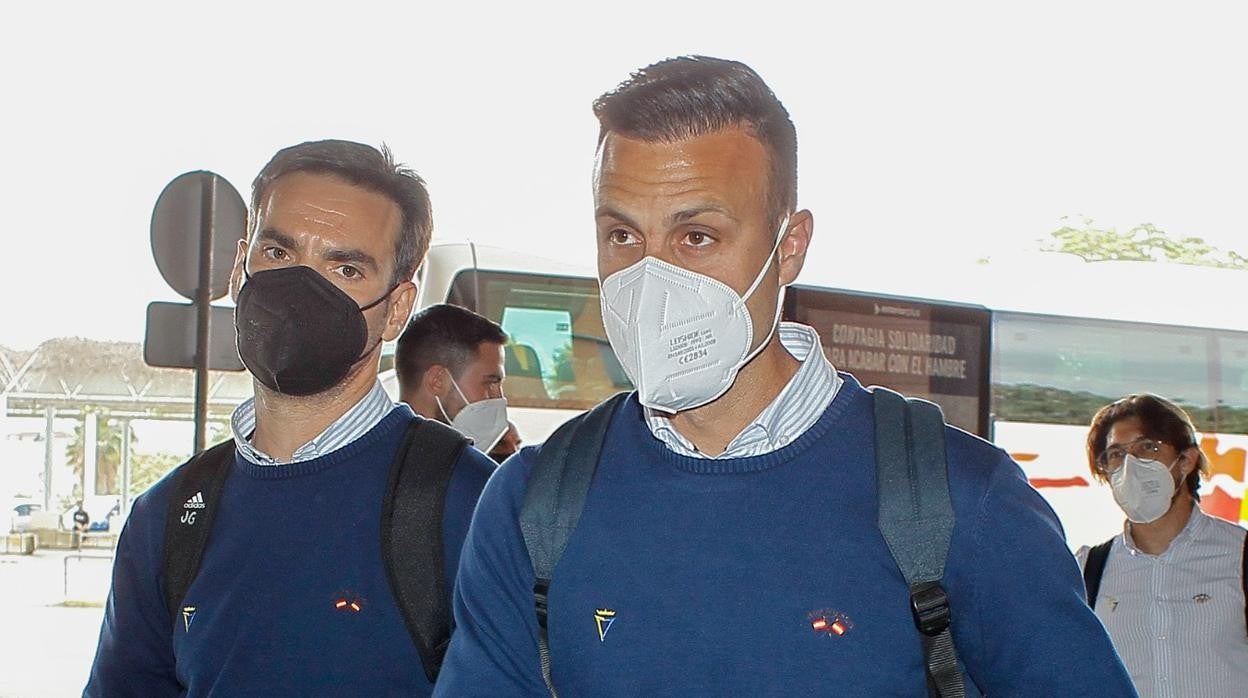 FOTOS: El Cádiz CF, rumbo a Madrid para medirse al Getafe