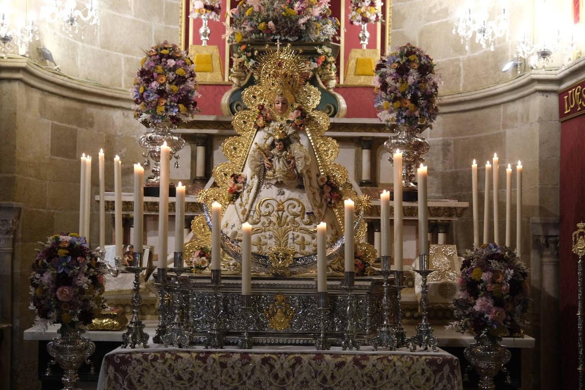 El pregón de gloria y presentación del cartel, en imágenes