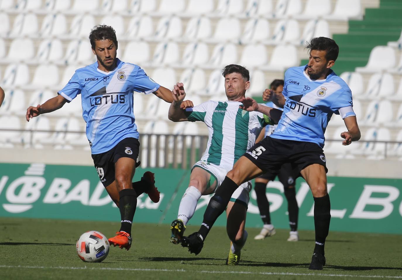 Las mejores imágenes del Córdoba CF - Balompédica Linense