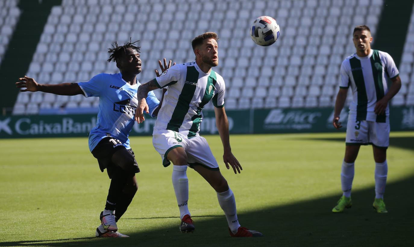 Las mejores imágenes del Córdoba CF - Balompédica Linense