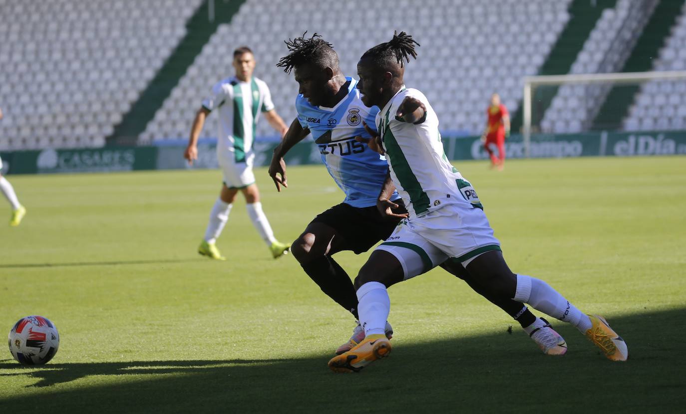 Las mejores imágenes del Córdoba CF - Balompédica Linense