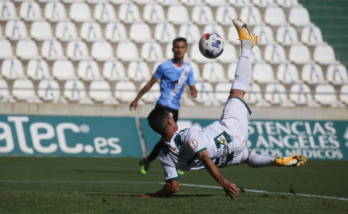 Las mejores imágenes del Córdoba CF - Balompédica Linense