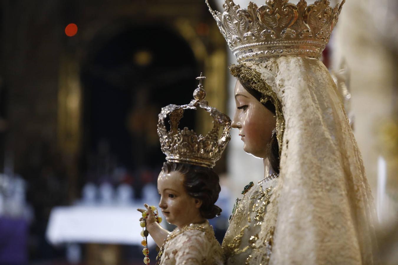 La veneración a la Virgen de los Remedios de Córdoba en martes y 13 en imágenes