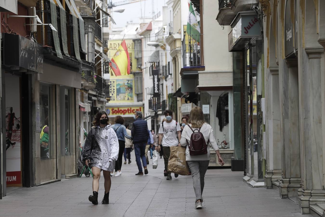 Caen los precios del alquiler en los locales comerciales del Centro de Sevilla