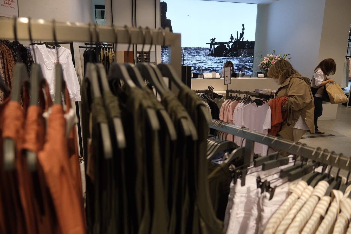 La nueva tienda de Mango en Córdoba, en imágenes