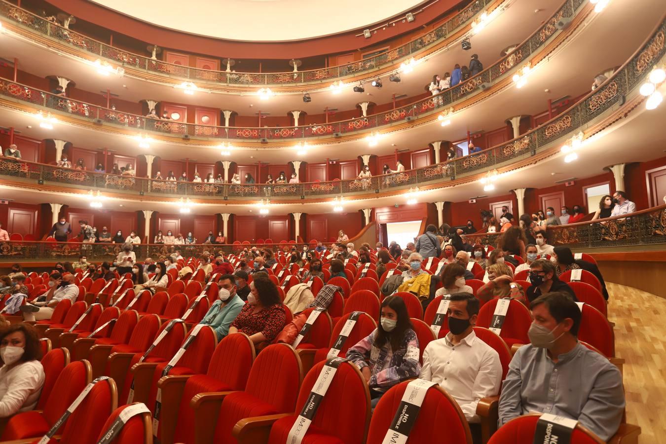 Bernarda Alba en el Gran Teatro de Córdoba, en imágenes