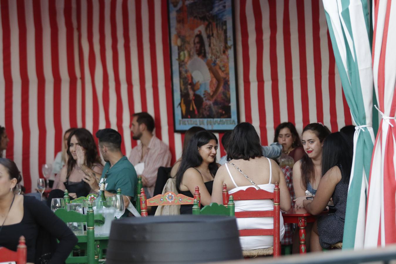 Ambiente 'sabado del pescaíto' en el Mercado Lonja del Barranco