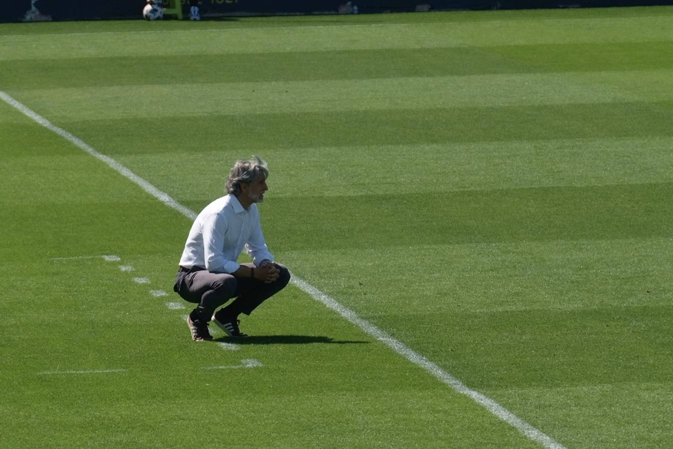 Las lágrimas de algunos jugadores del Córdoba CF tras caer ante el Cádiz B, en imágenes