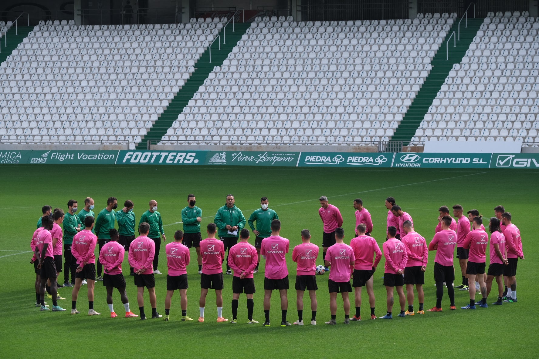 El estreno de Germán Crespo como técnico del Córdoba CF, en imágenes