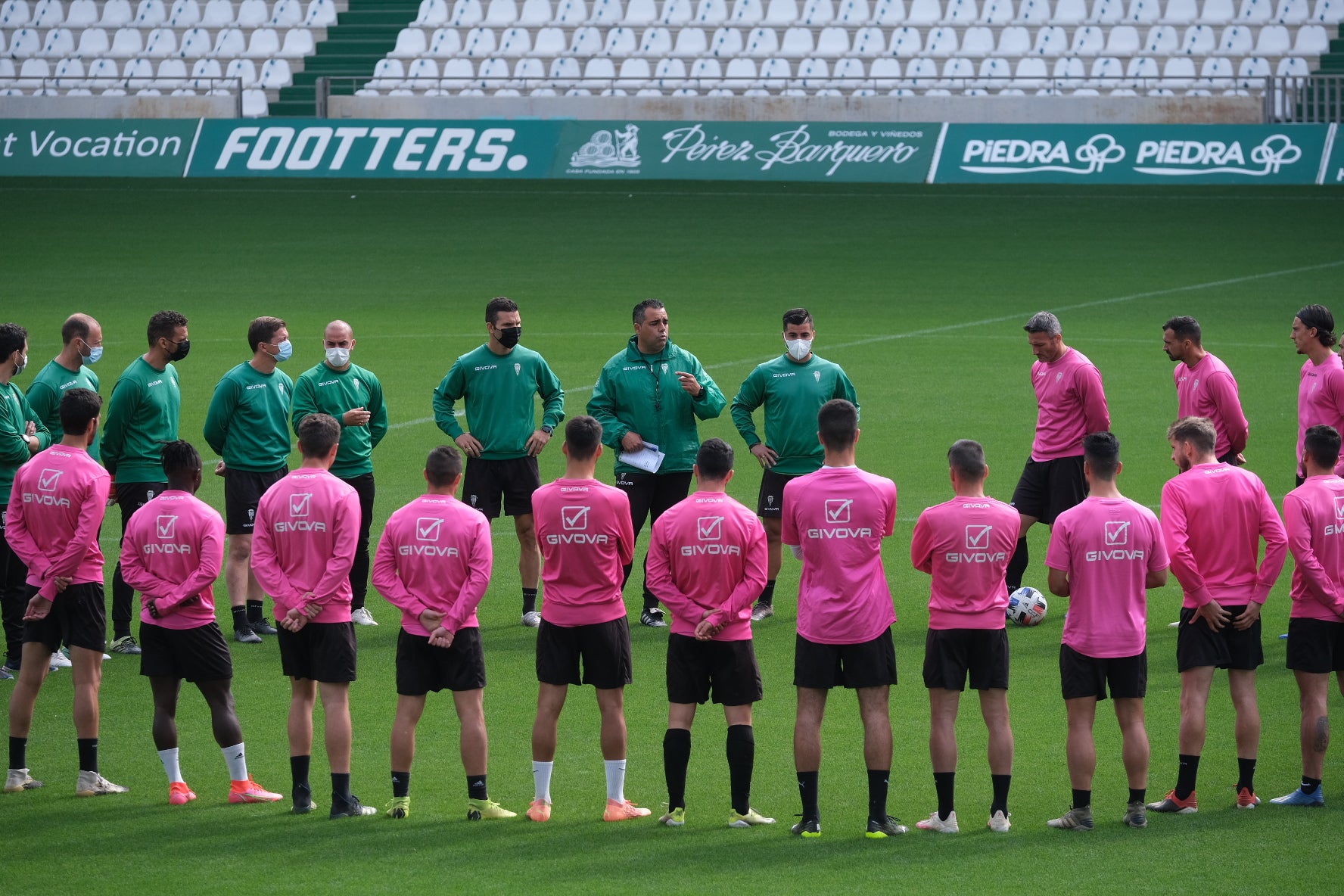 El estreno de Germán Crespo como técnico del Córdoba CF, en imágenes