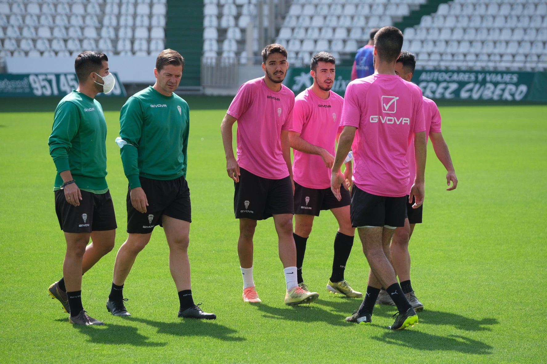 El estreno de Germán Crespo como técnico del Córdoba CF, en imágenes